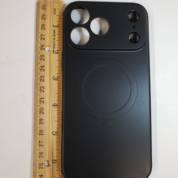 Magnetic Slim Case for iPhone 17 Pro Max 6.9 Inch. Black. JETech - Picture 2 of 10